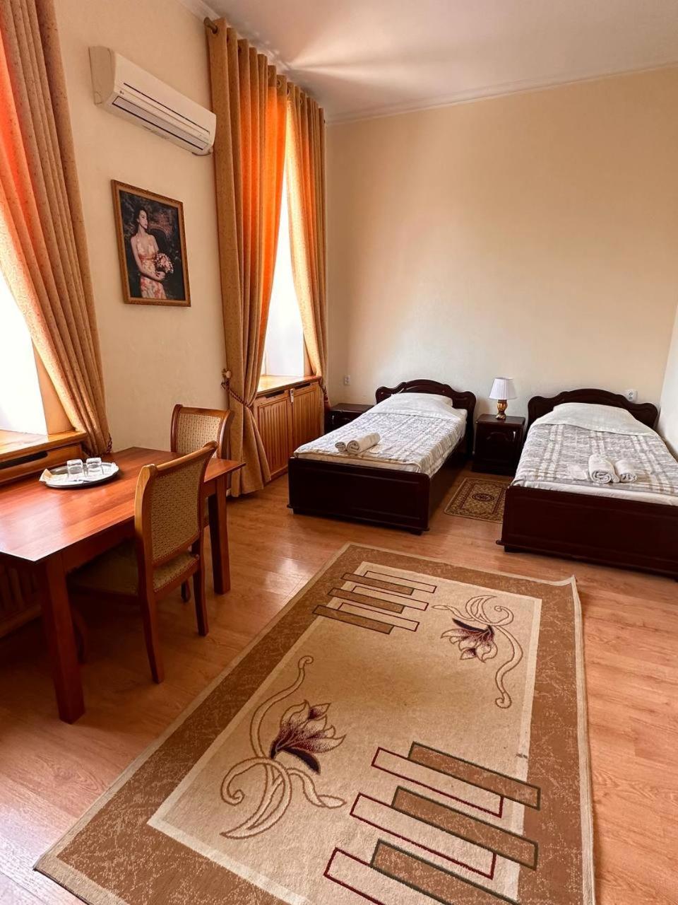 Hotel Latif ซามาร์คันด์ ภายนอก รูปภาพ